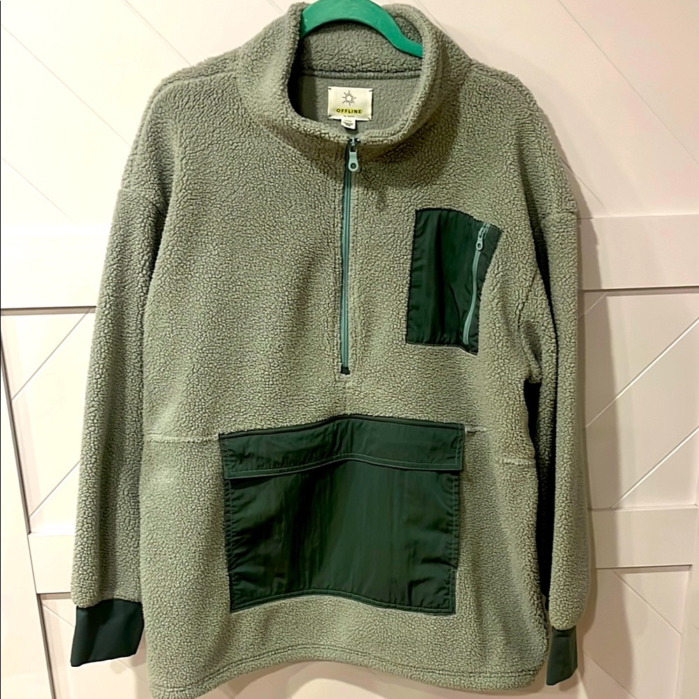 Green Fleece Pullover with Pockets
